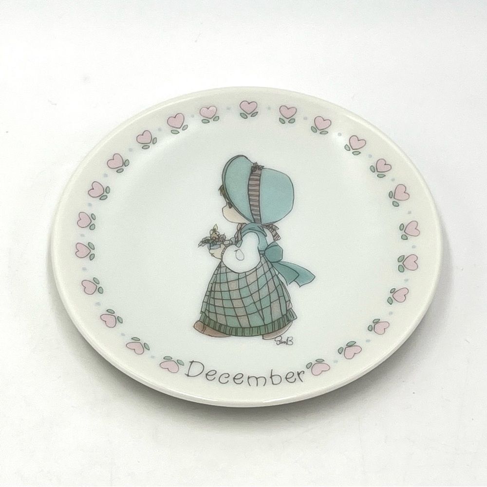Vintage Enesco Precious Moments December Mini Decorative Plate / Trinket Dish